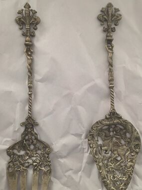Ornate Pierced Serving Fork and Server Set - Brass Finish